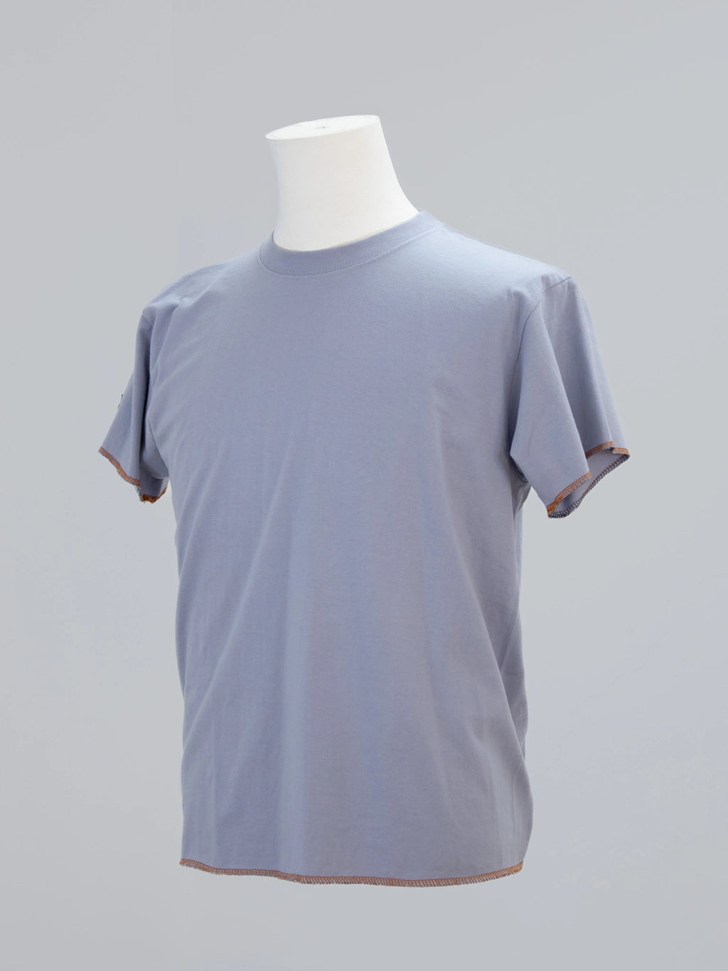 alt="Men blue cropped tee"